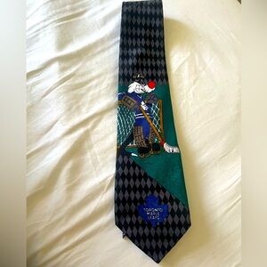 Toronto Maple Leafs tie